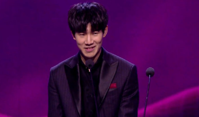 看清未来发 看清未来发