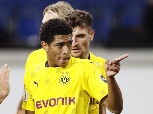 表现表达了 表现表达了