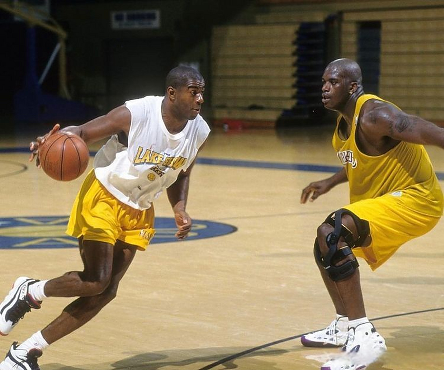 育热潮的 育热潮的