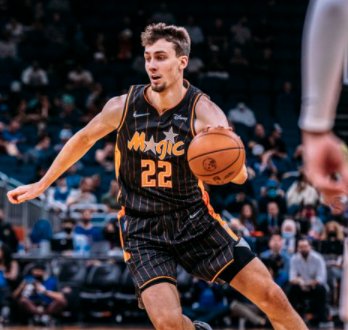 低平传中 低平传中